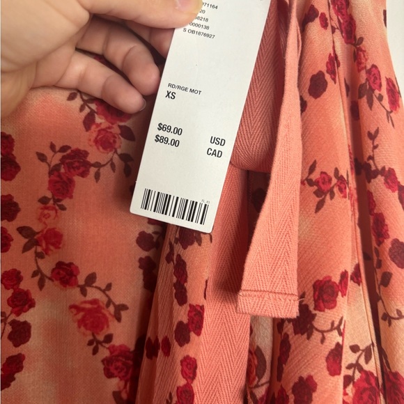 NWT Silence + Noise red/ pink color high and low wrap around skirt size‎ XS - Picture 3 of 6